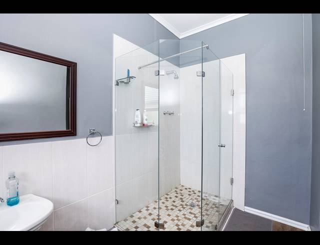 2.5 BEDROOM APARTMENT FOR SALE IN MORNINGSIDE